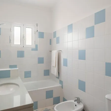 Semesterbostad Casa Da Graca By An Island